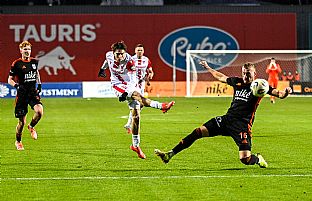  autor: Martin Kramsk�