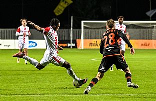  autor: Martin Kramsk�