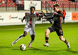  autor: Martin Kramsk�